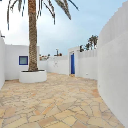 Villa Giuliana En El Centro De A 5 Minutos A Pie De La Playa Corralejo