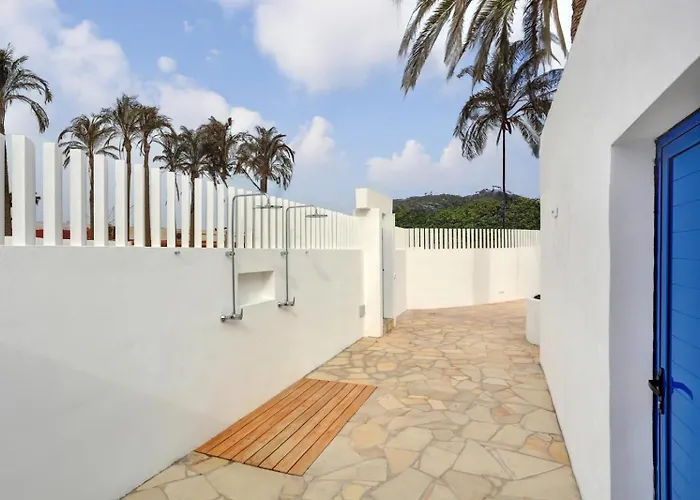 Giuliana En El Centro De A 5 Minutos A Pie De La Playa Vila