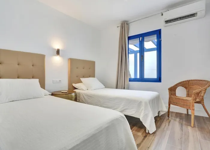 Giuliana En El Centro De A 5 Minutos A Pie De La Playa Vila