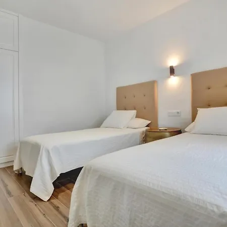 Giuliana En El Centro De A 5 Minutos A Pie De La Playa