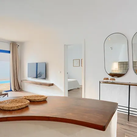 Villa Giuliana En El Centro De A 5 Minutos A Pie De La Playa